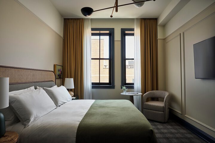 Room 80 of 190