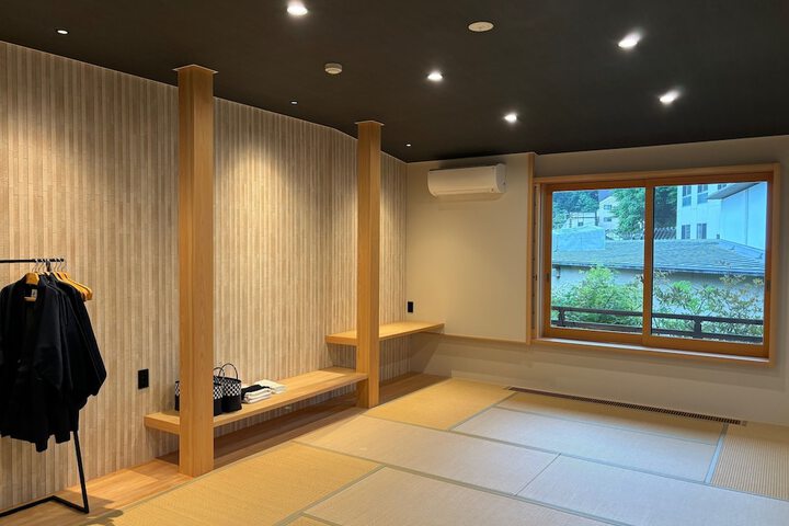 Room 21 of 56
