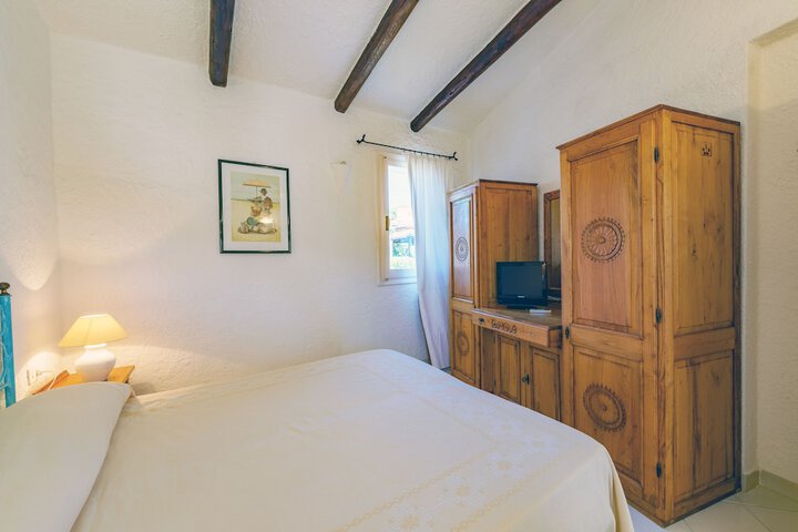 Room 28 of 164