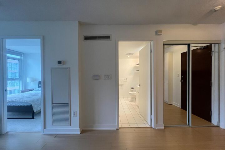 Room 145 of 196