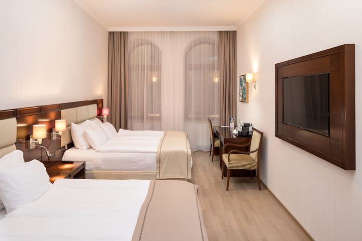 Room 14 of 54