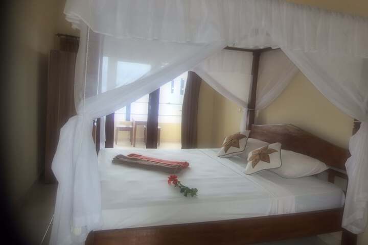 Room 20 of 111