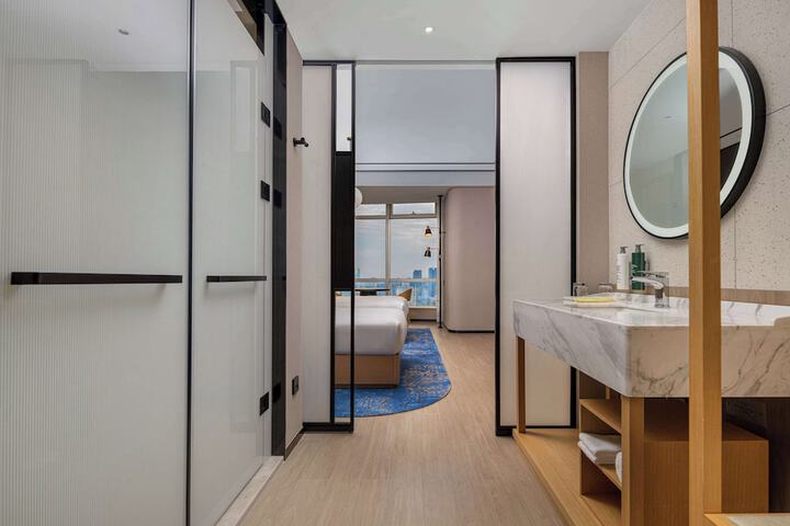 Room 21 of 67