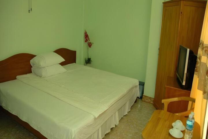 Photo 12