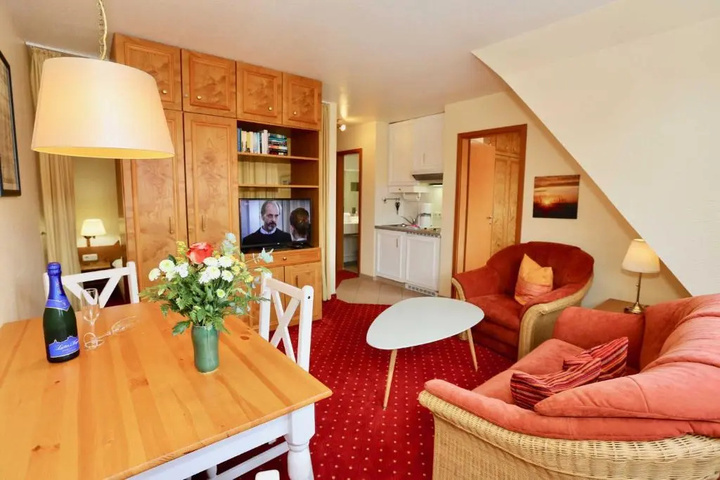 Room 2 of 14