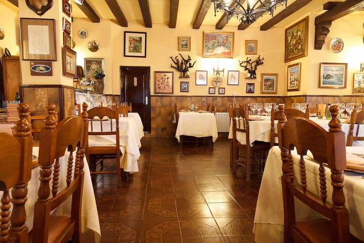 Dining 140 of 183