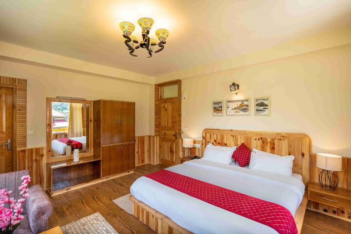 Room 15 of 21