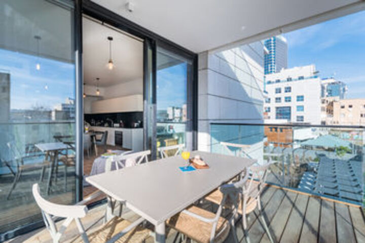 Terrace/Patio 18 of 153