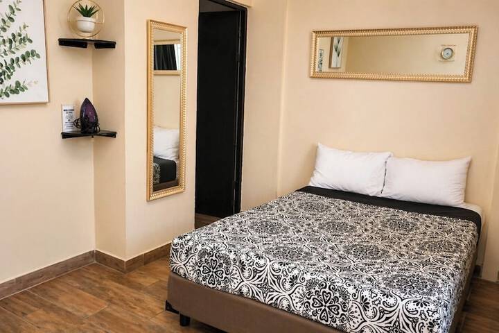 Room 14 of 65