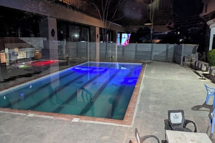 Pool 18 of 57