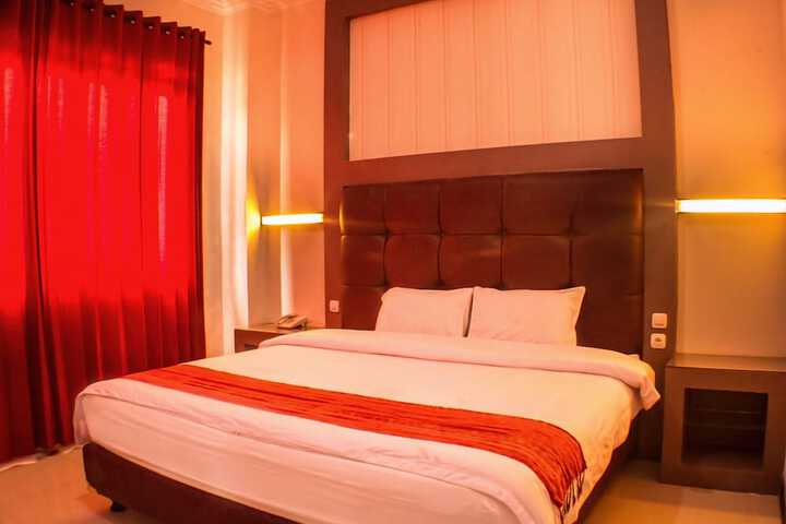 Room 7 of 24