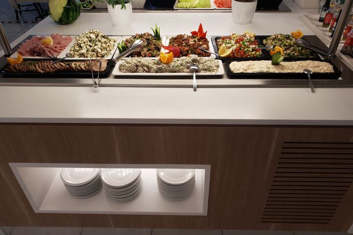 Dining 111 of 208