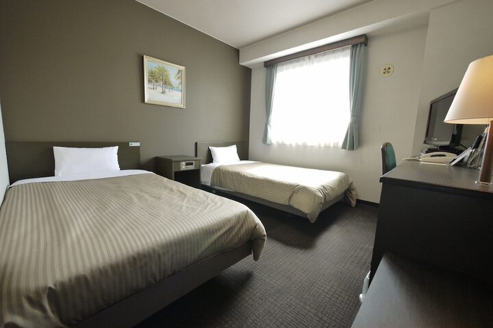 Room 5 of 29