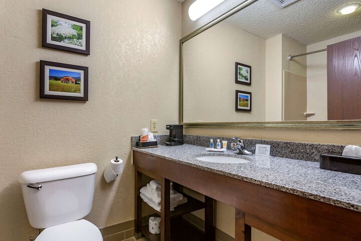 Room 16 of 29