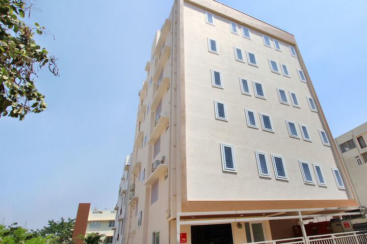 SIRI RESIDENCY BY OYO ROOMS