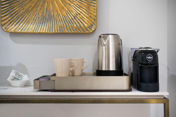 Room 24 of 43