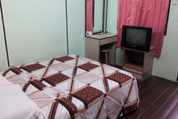 Room 21 of 64