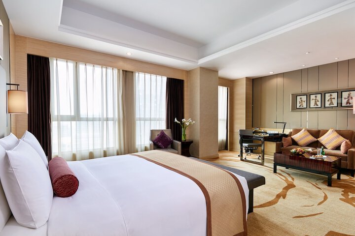 Room 13 of 63