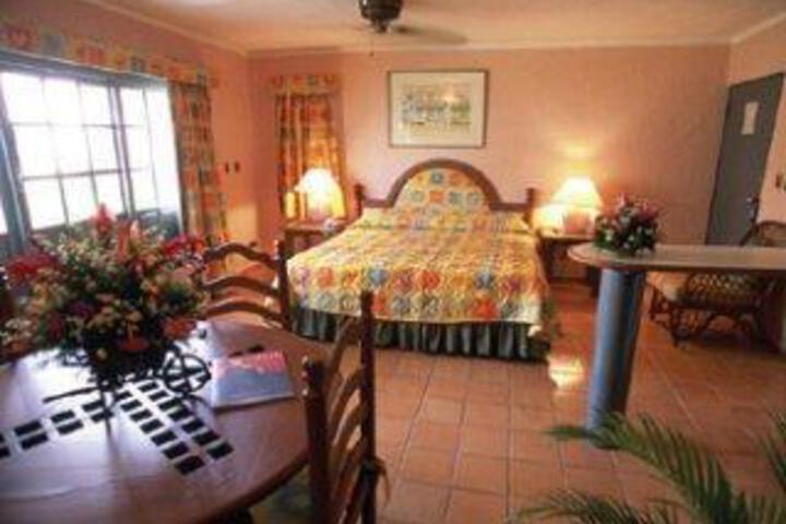Hotel Occidental Caribbean Village Playa Dorada