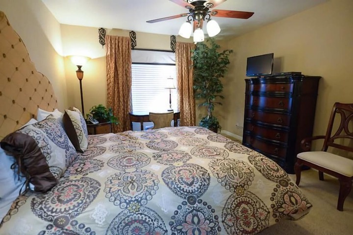 Room 4 of 22