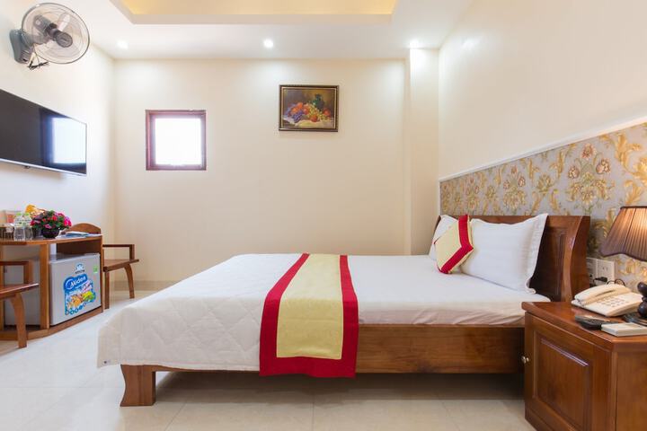 Room 15 of 25