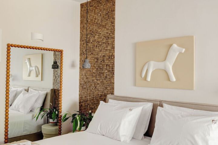 Room 65 of 193