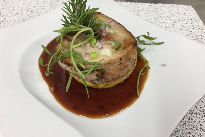 Dining 23 of 38