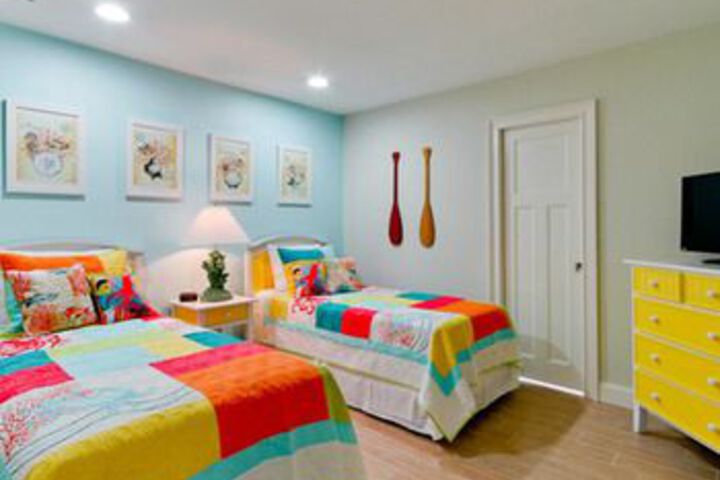 Room 12 of 24