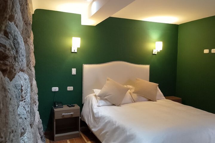 Room 17 of 41