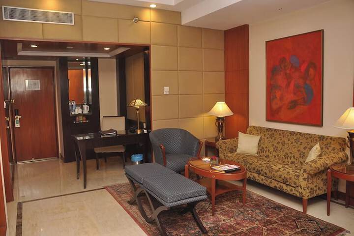 Room 48 of 75