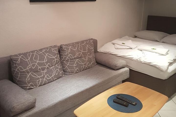 Room 21 of 52