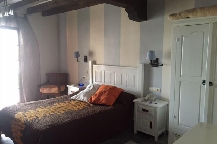 Room 13 of 41