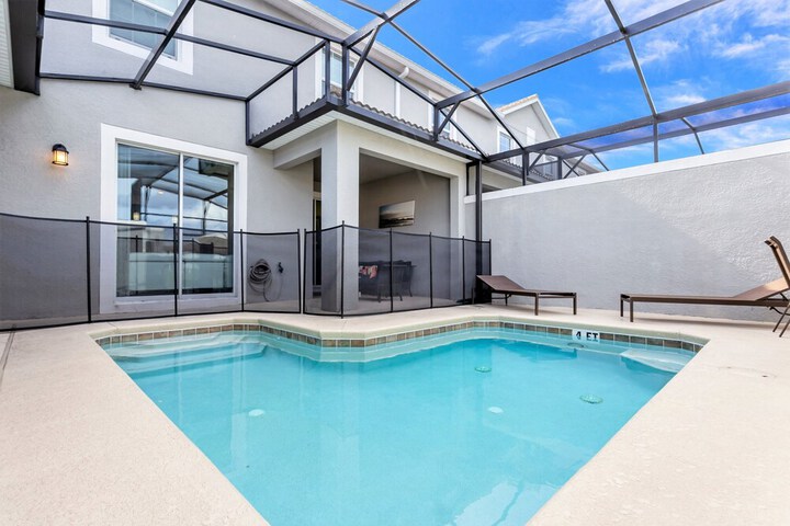 Pool 37 of 51