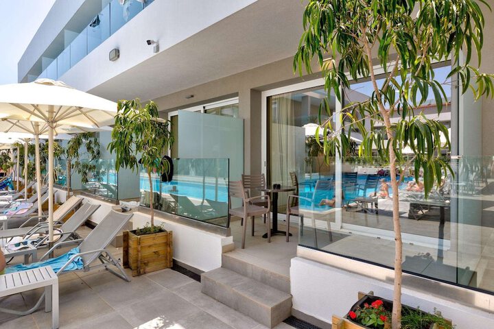 White Olive Premium Laganas - All Inclusive