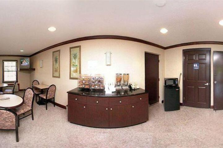 Fitness Facility Photos