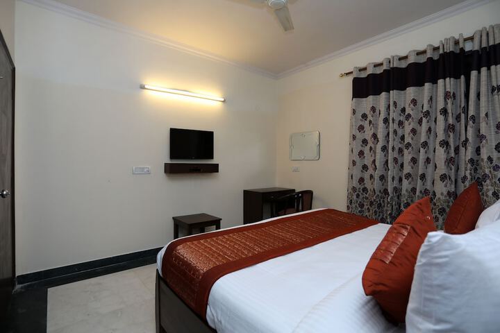 Room 17 of 20