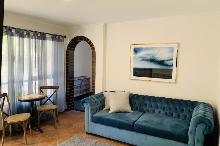 Room 13 of 33