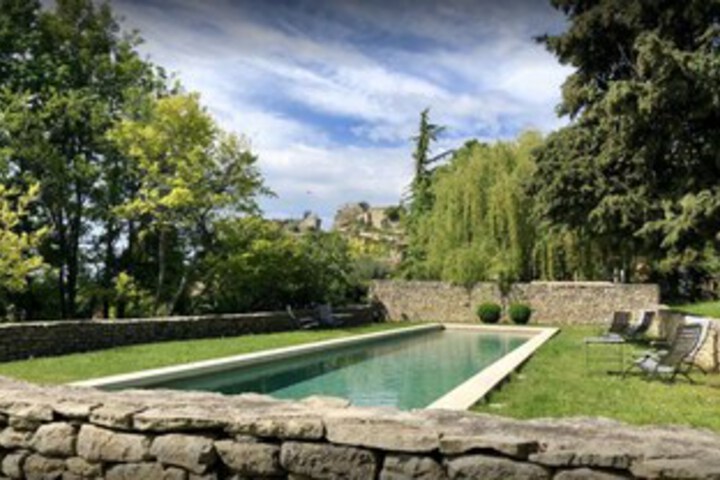 Pool 13 of 15