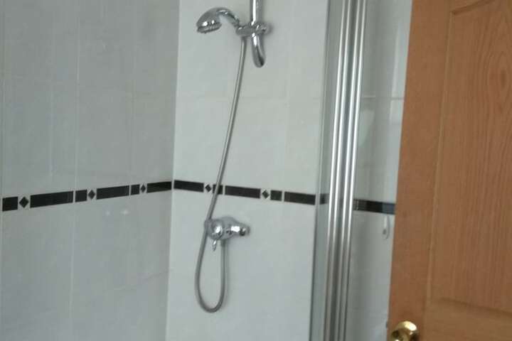 Room 34 of 62