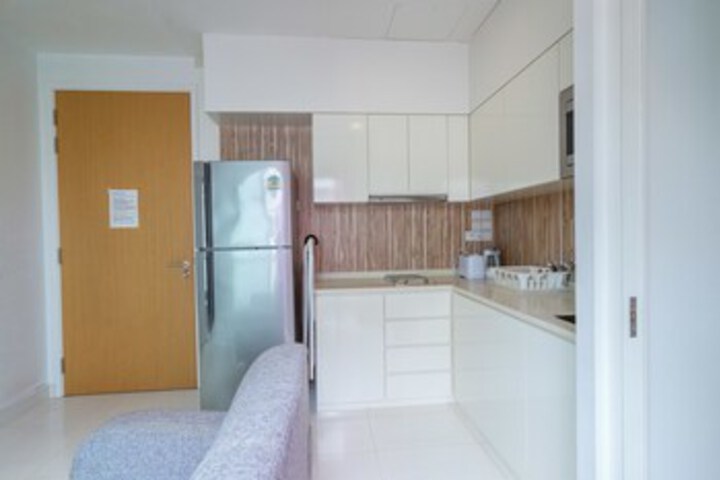 Room 12 of 12