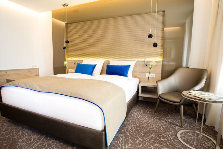 Room 18 of 36