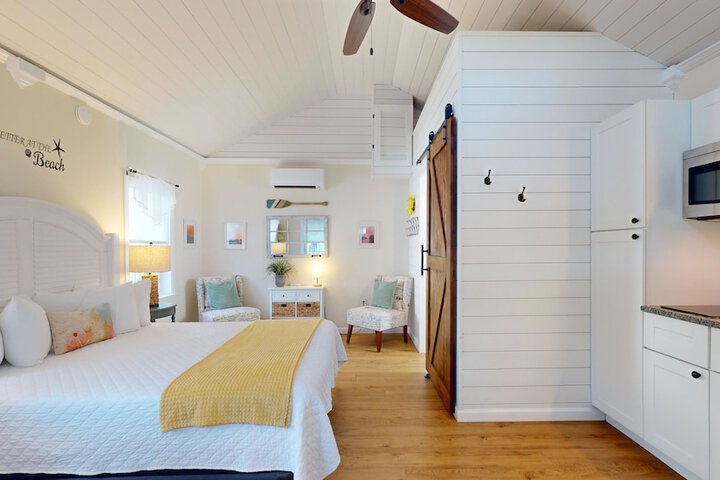 Room 8 of 44