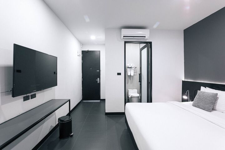 Room 17 of 82