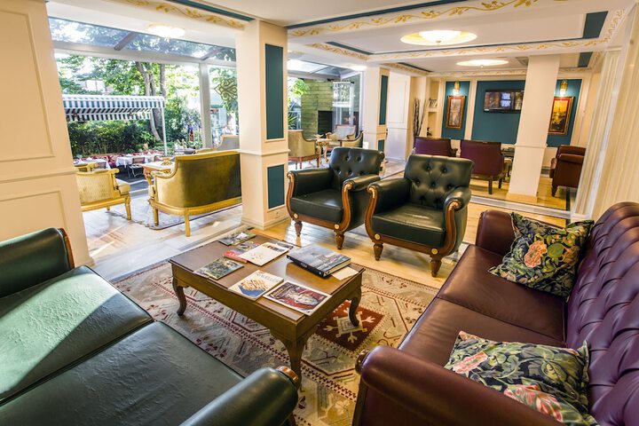 Lobby Photo