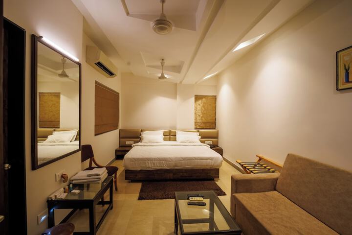 Room 21 of 31
