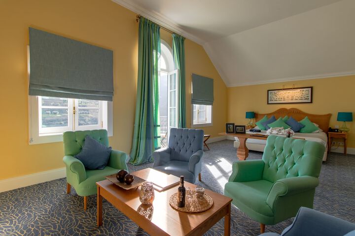 Room 28 of 110