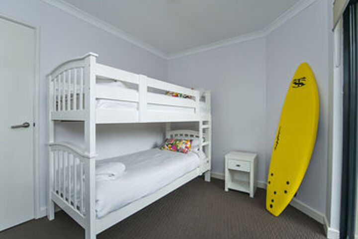 Room 11 of 36