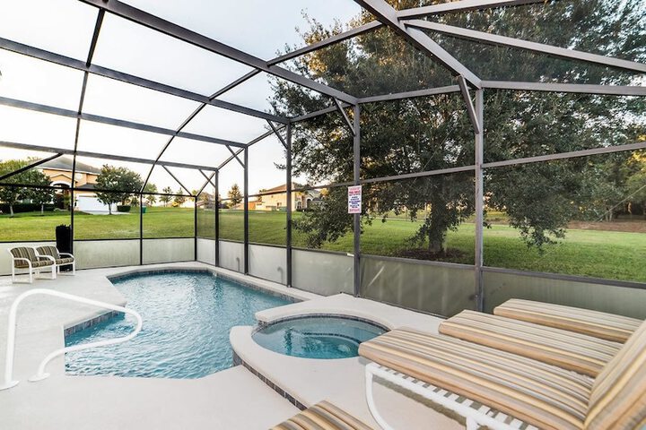 Sundeck 29 of 29