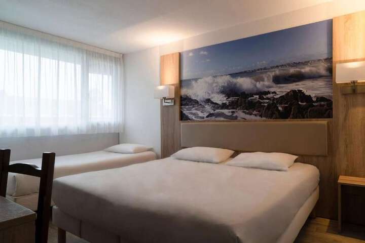 Room 16 of 51