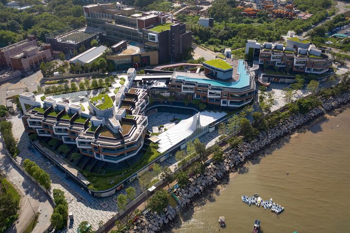 Hotel 92 of 113